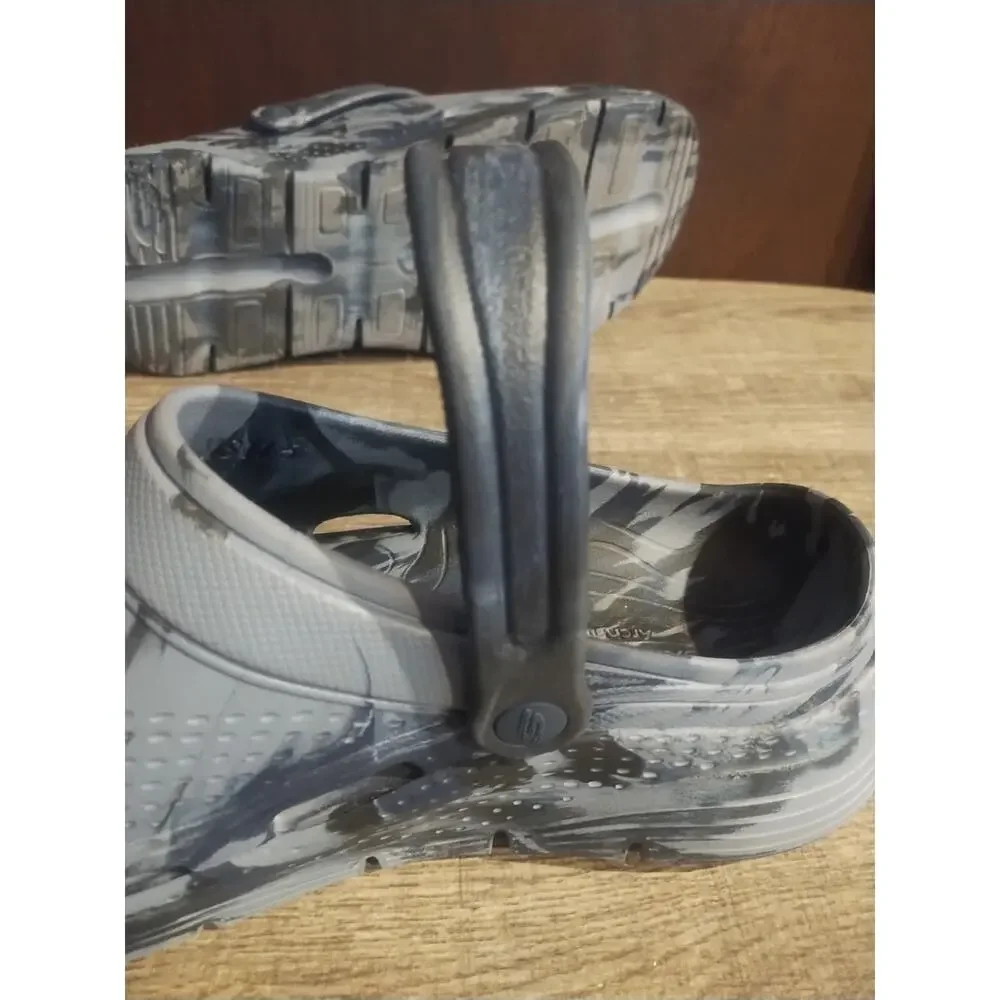 Skechers Archfit Clogs Mens 11.5 Camo Lightweight Slip On Water Shoes Strap